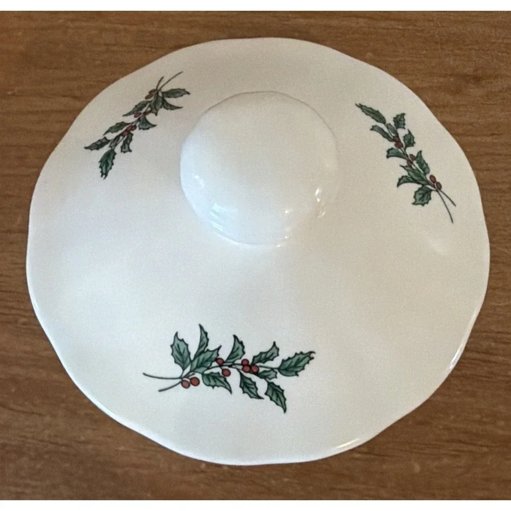 Vintage Nikko Christmastime 